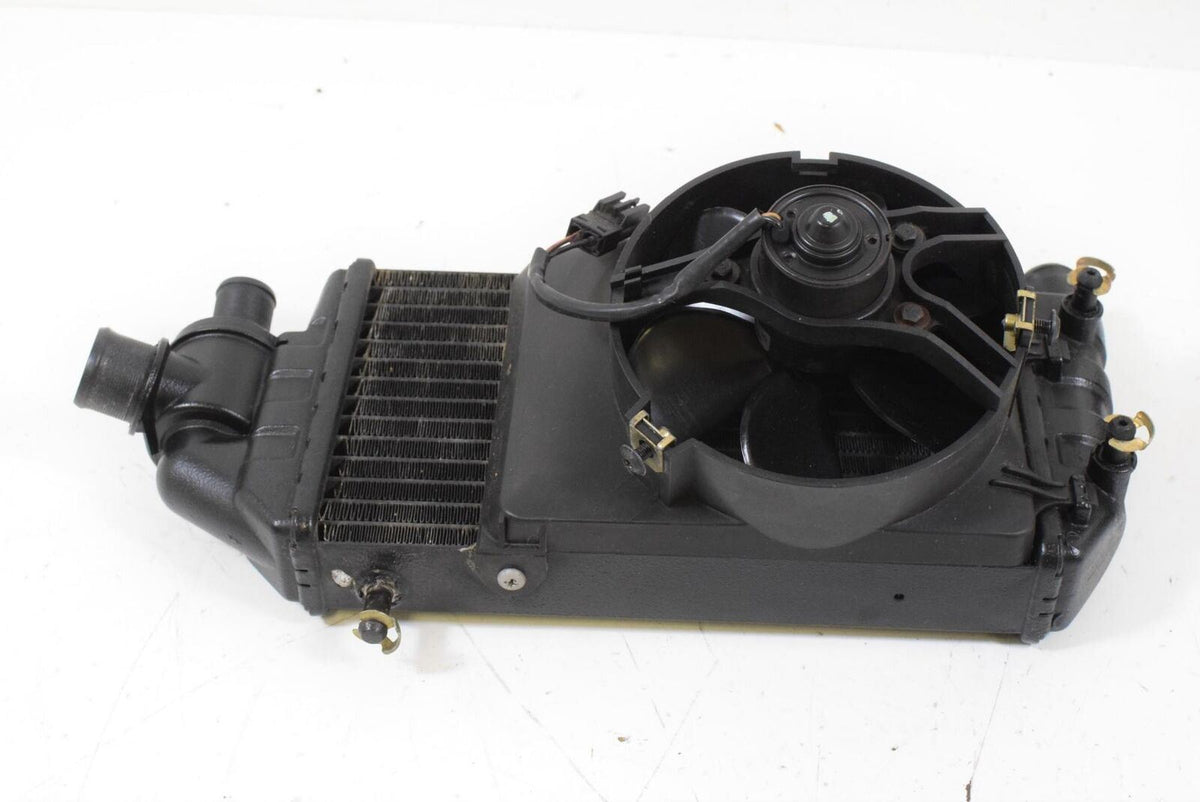09 BMW K1200LT K1200 LT 89V3 Right Radiator Fan Air Scoop Duct Ram 17111465160 {{ shop.shopifyCountryName }} - Mototech271