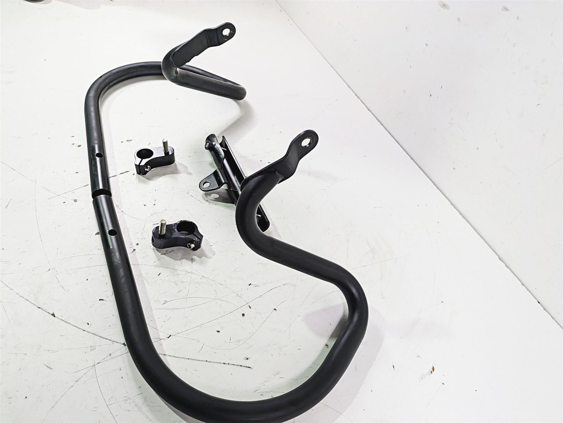 2012 Harley VRSCF Muscle V Rod Highway Bar Engine Guard + Mounts {{ shop.shopifyCountryName }} - Mototech271