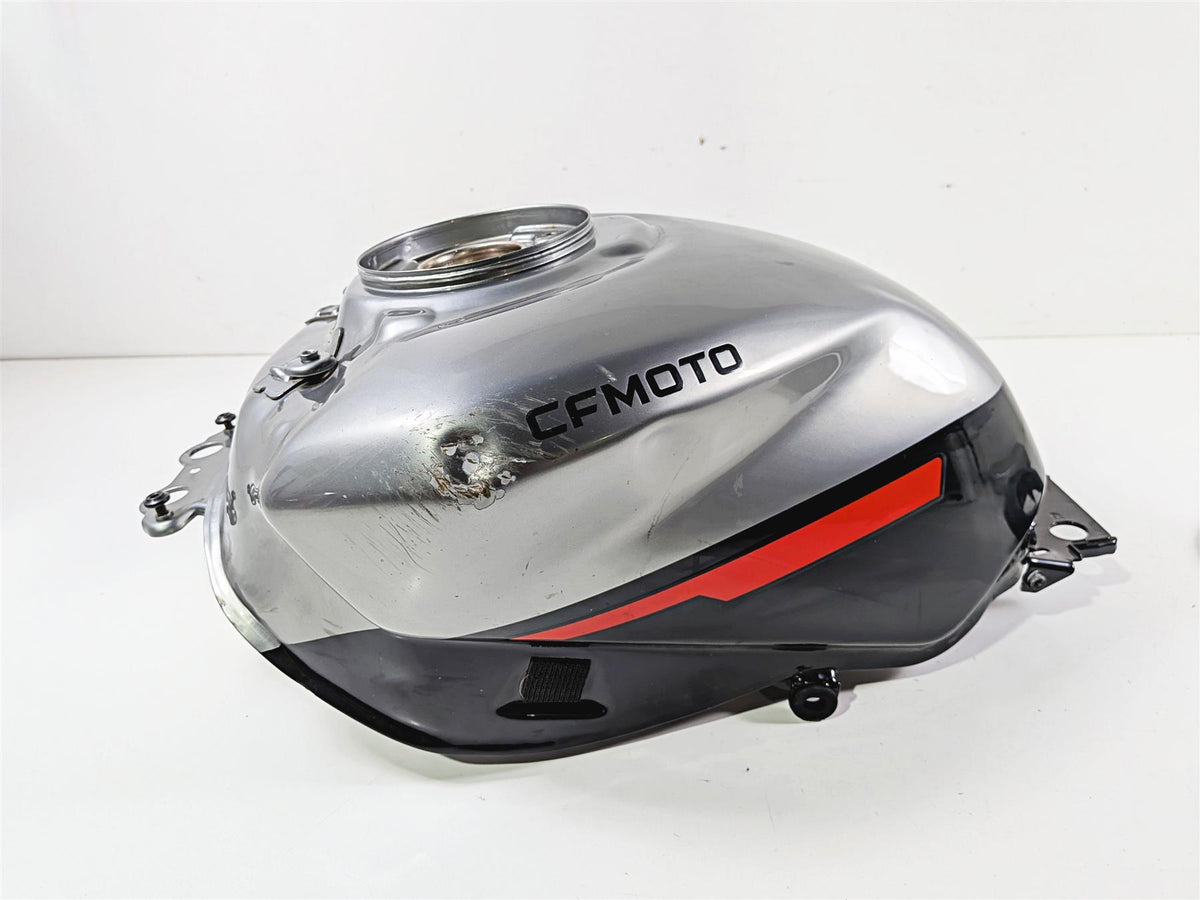 2025 CFMoto 450 SS Fuel Gas Tank + Upper Cover - Dent 6AQV-122000-1301-11 {{ shop.shopifyCountryName }} - Mototech271
