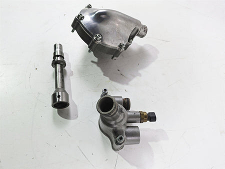 2010 Harley VRSCF Muscle Rod Waterpump Water Pump Housing Set 26750-01KA {{ shop.shopifyCountryName }} - Mototech271