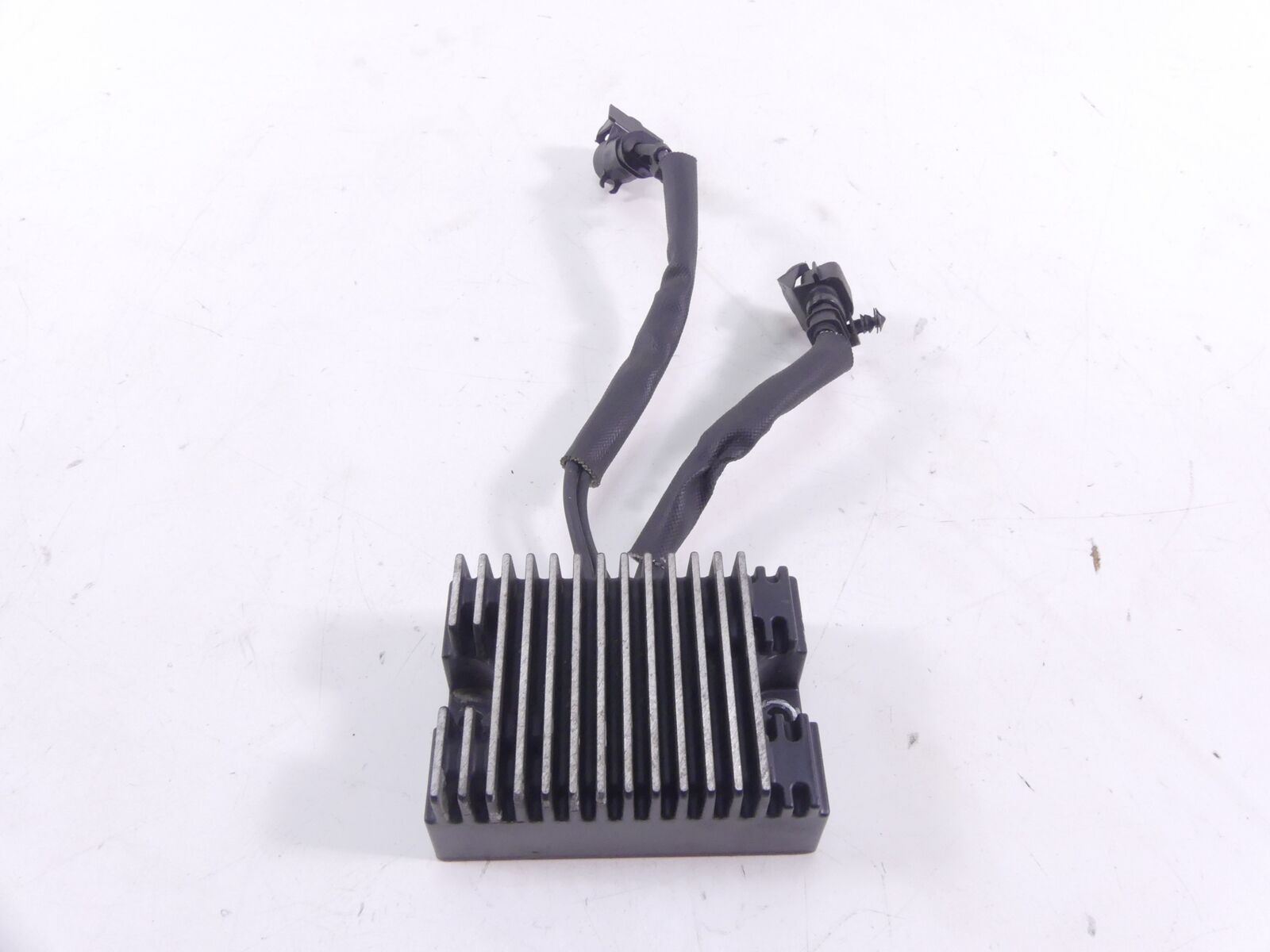 2009 Harley Sportster XR1200 Rectifier Voltage Regulator 74711-08 {{ shop.shopifyCountryName }} - Mototech271