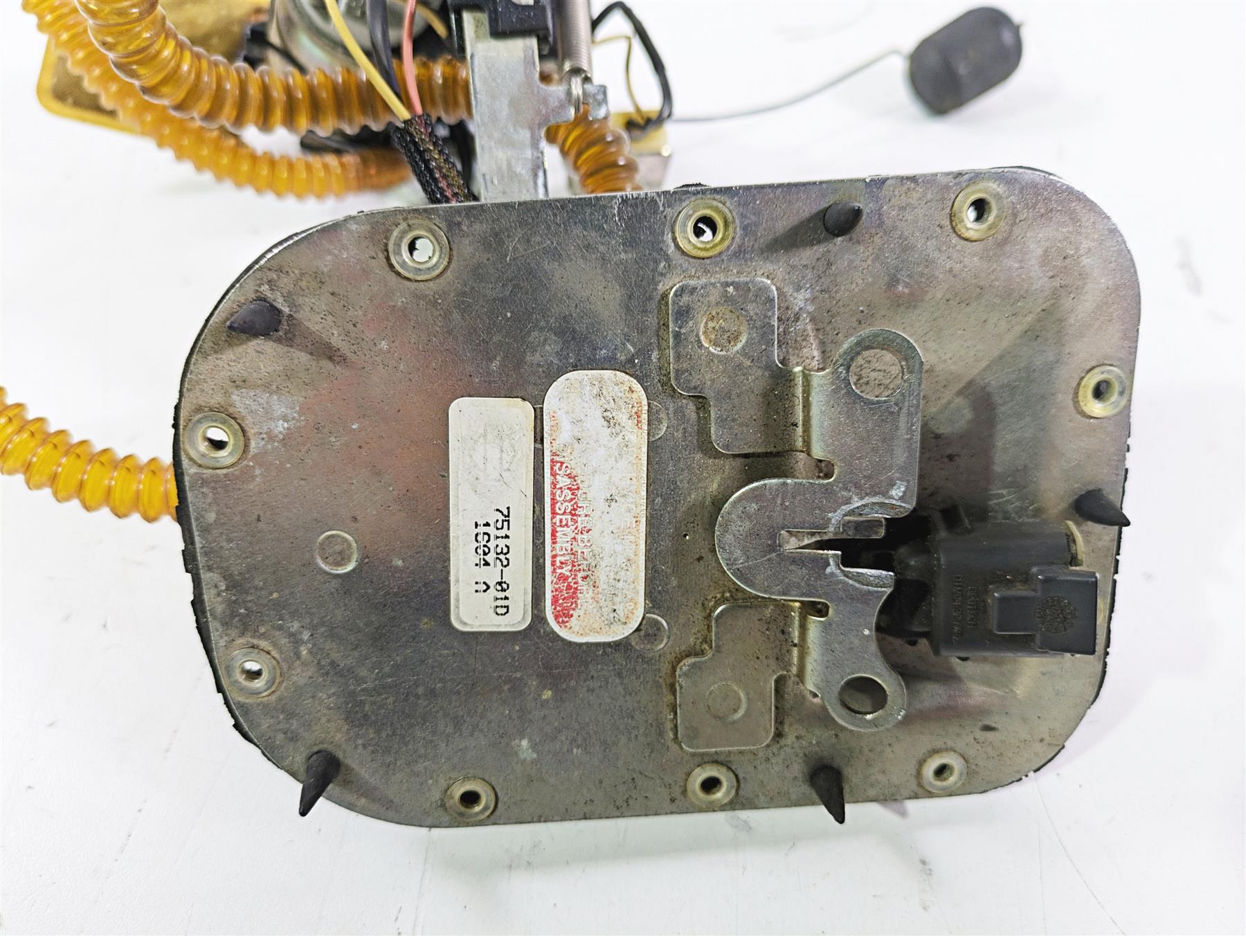 2004 Harley FLSTCI Softail Heritage Fuel Gas Petrol Pump 62897-01B 75132-01D {{ shop.shopifyCountryName }} - Mototech271