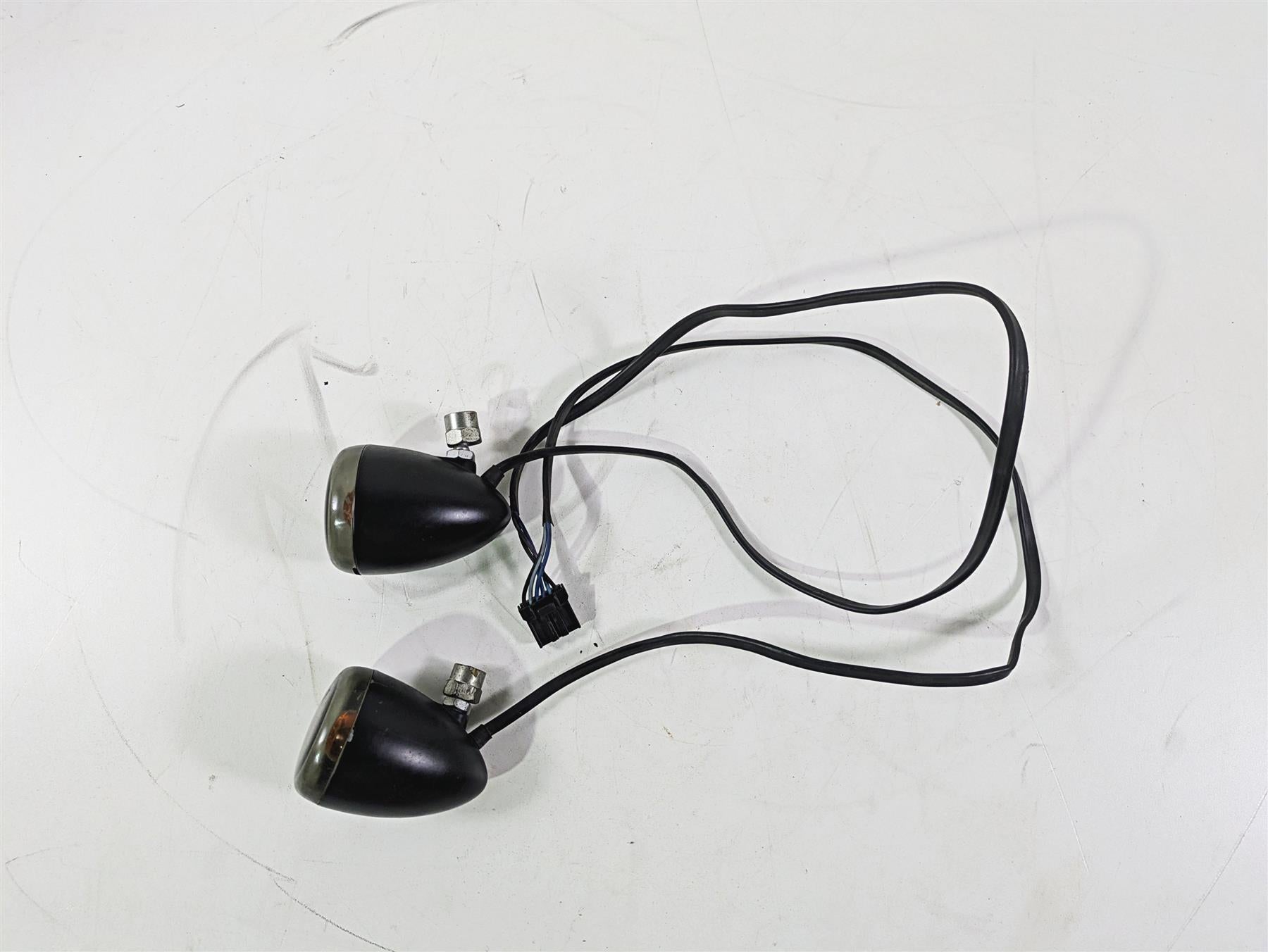 2016 Harley VRSCDX Night Rod Front Blinker Turn Signal Set 69587-07 {{ shop.shopifyCountryName }} - Mototech271