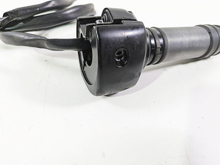 2008 Harley FLSTSB Cross Bones Right Hand Control Switch -No Plug 71684-06A {{ shop.shopifyCountryName }} - Mototech271