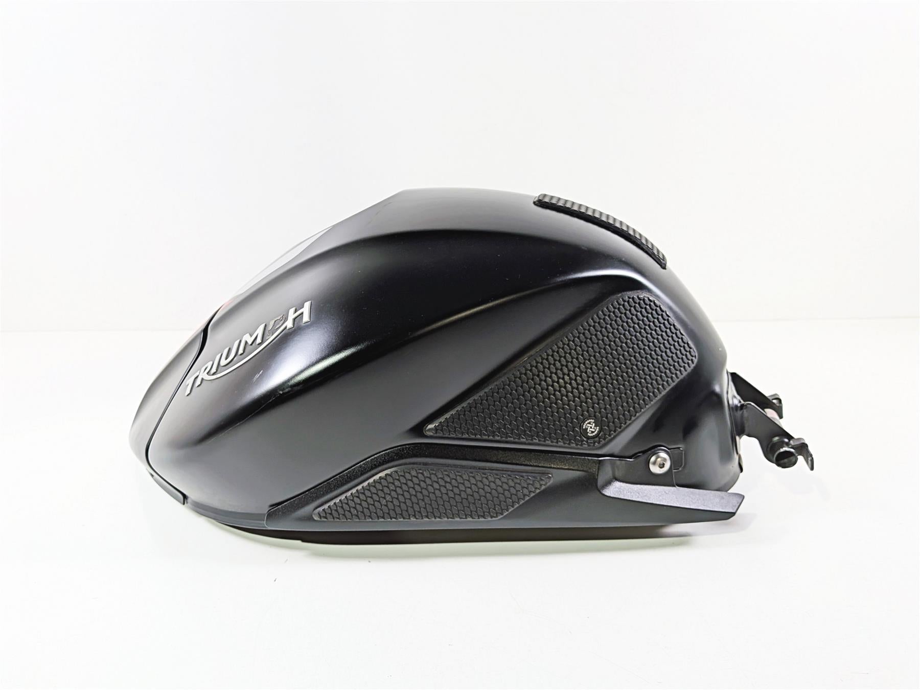 2019 Triumph Speed Triple RS 1050 Fuel Gas Petrol Tank & Covers T2401393 {{ shop.shopifyCountryName }} - Mototech271