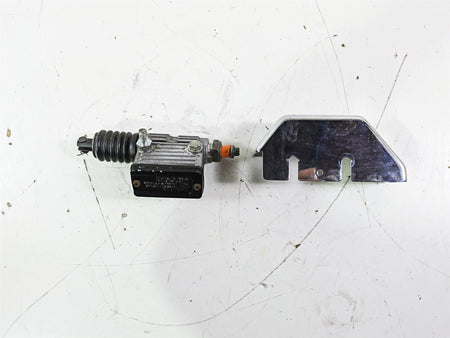 1992 Harley FLSTC Softail Heritage Rear Brake Master Cylinder + Cover 42468-87E {{ shop.shopifyCountryName }} - Mototech271