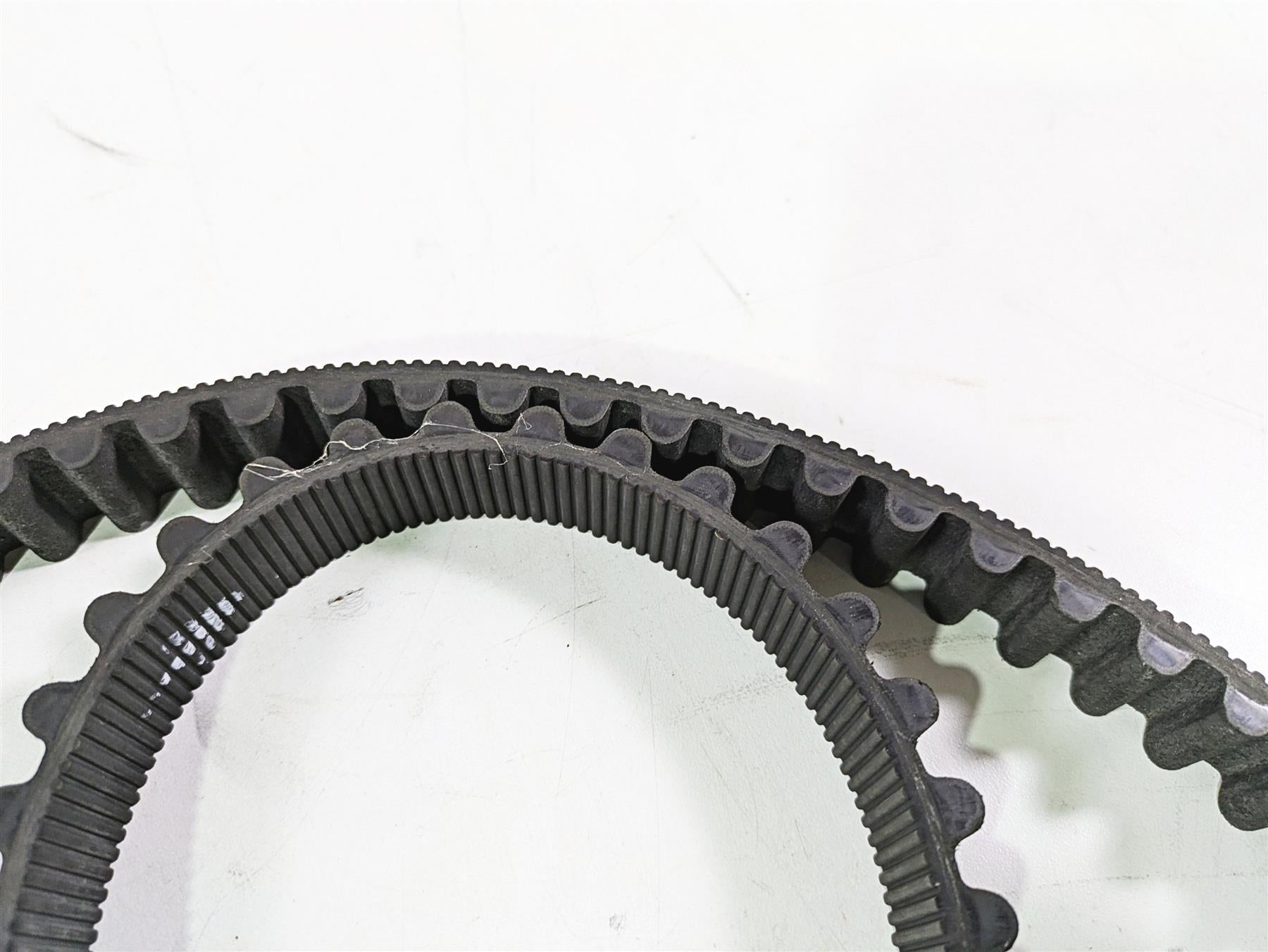 2010 Harley Touring FLHX Street Glide Rear Drive Belt 140T 1" 40024-09A {{ shop.shopifyCountryName }} - Mototech271