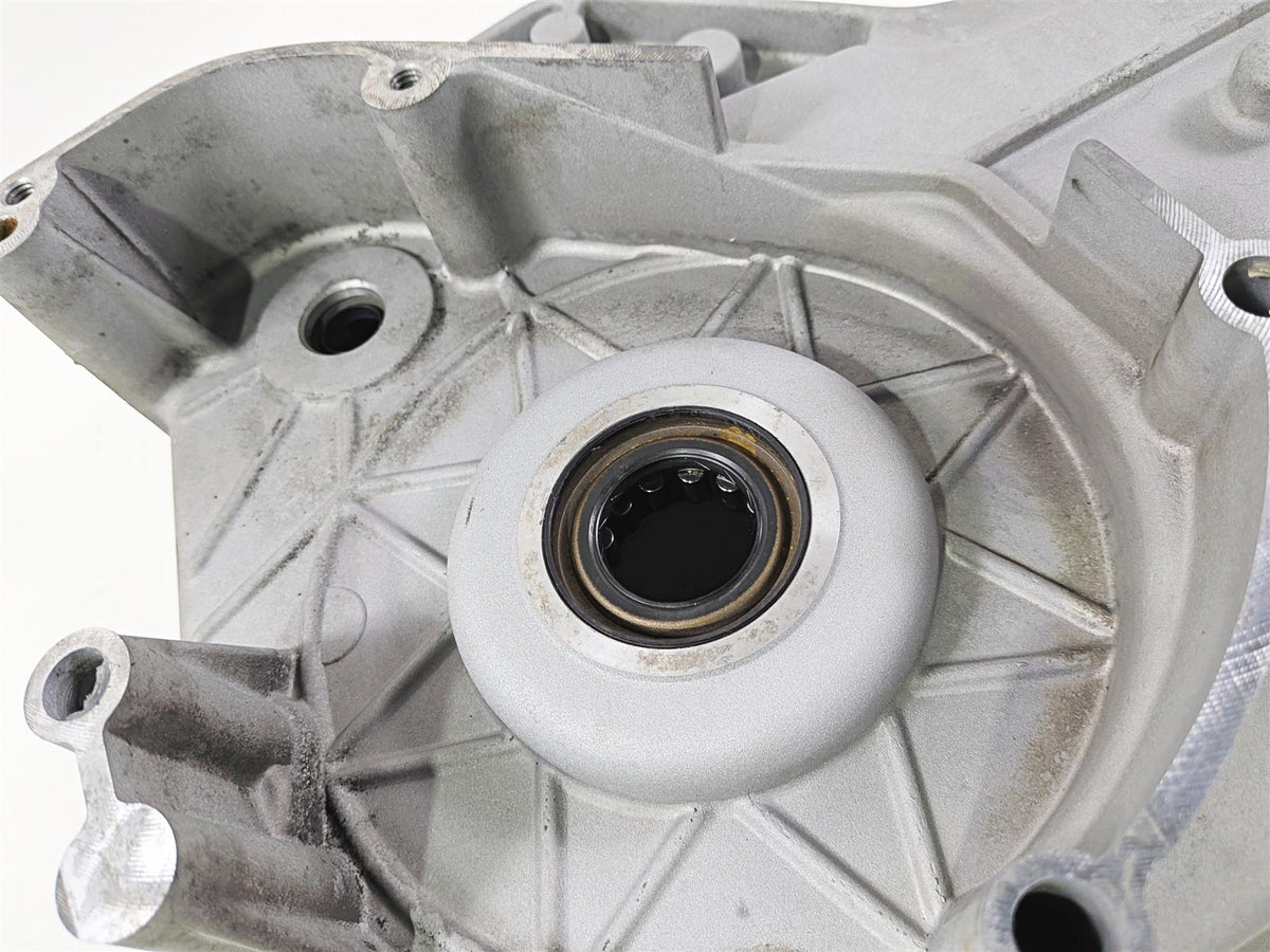 2004 Harley Touring FLTRI Road Glide Inner Primary Drive Clutch Cover 60677-01B-Mototech271