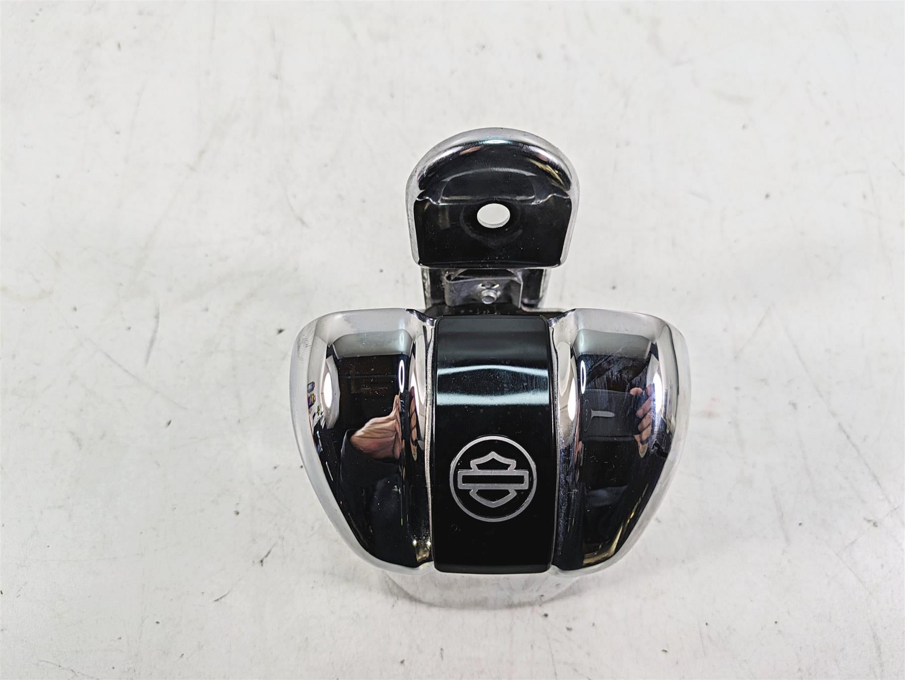 2020 Harley Touring FLHX Street Glide Horn + Chrome Cover 69060-90H 61300523A {{ shop.shopifyCountryName }} - Mototech271