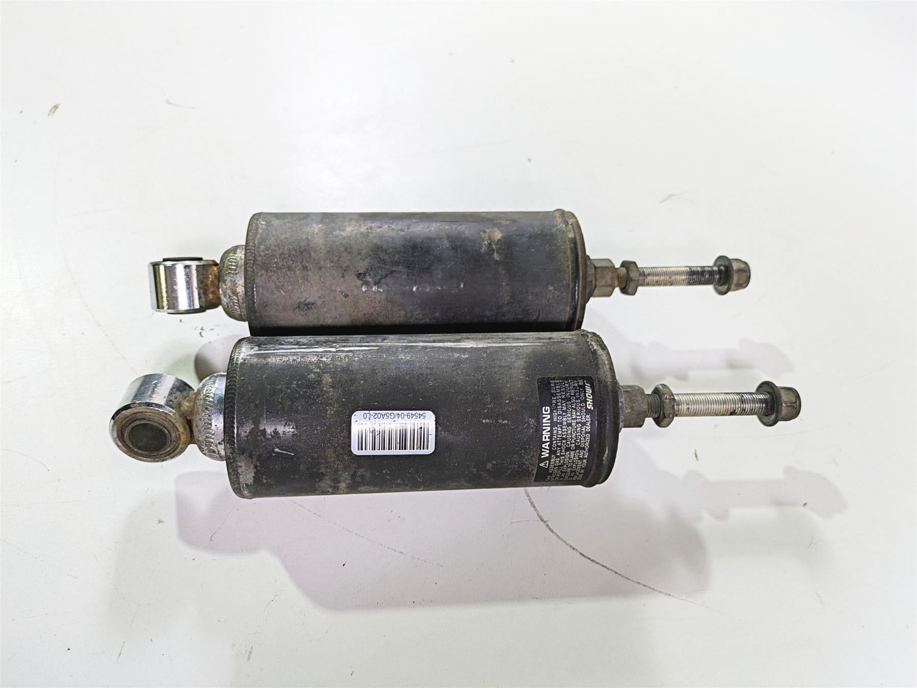 2008 Harley FLSTSB Cross Bones Showa Rear Suspension Shocks 54549-04 | Mototech271