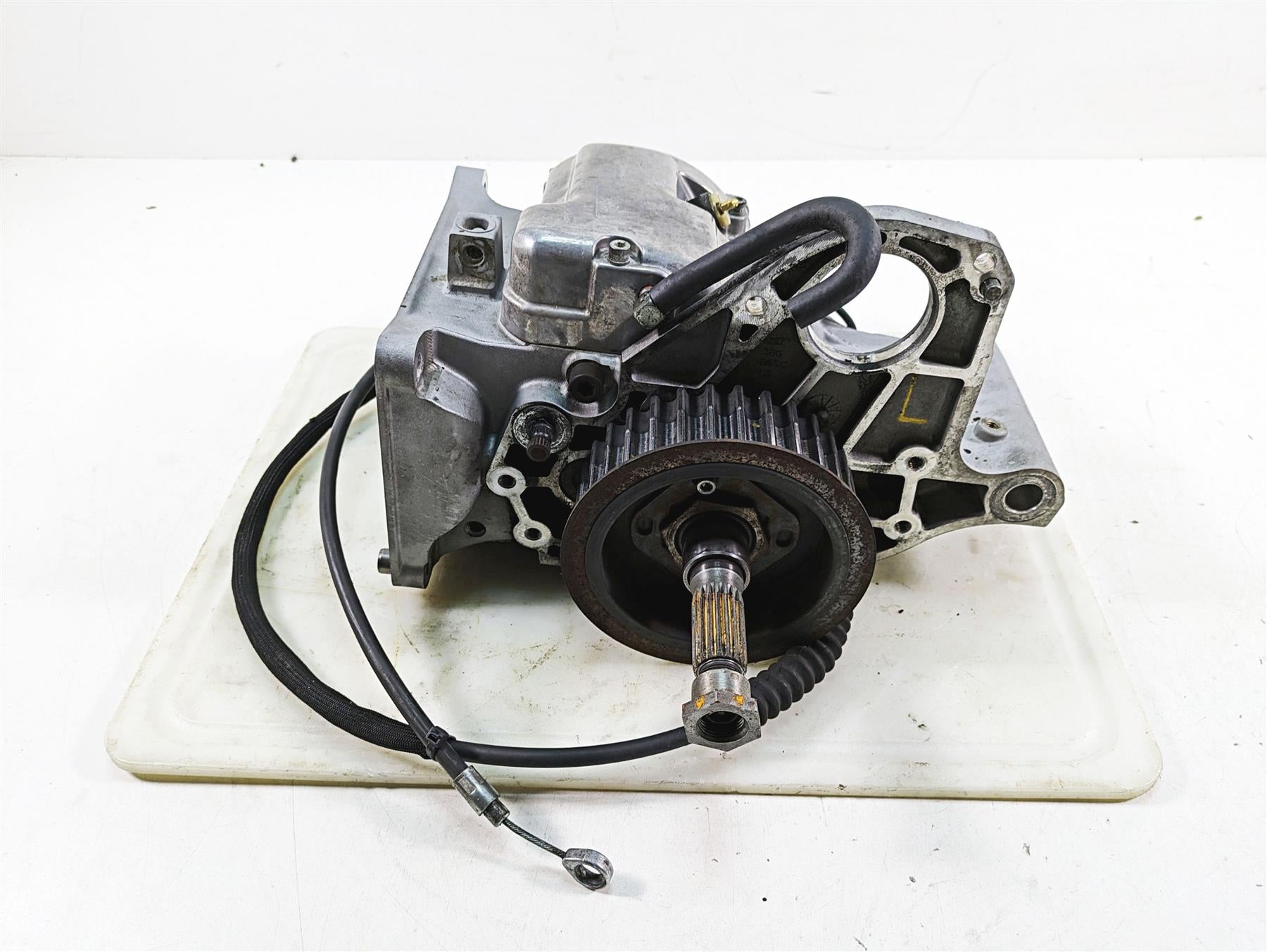2006 Harley FLSTI Softail Heritage 5-Speed Transmission Gear Box 33098-06A {{ shop.shopifyCountryName }} - Mototech271