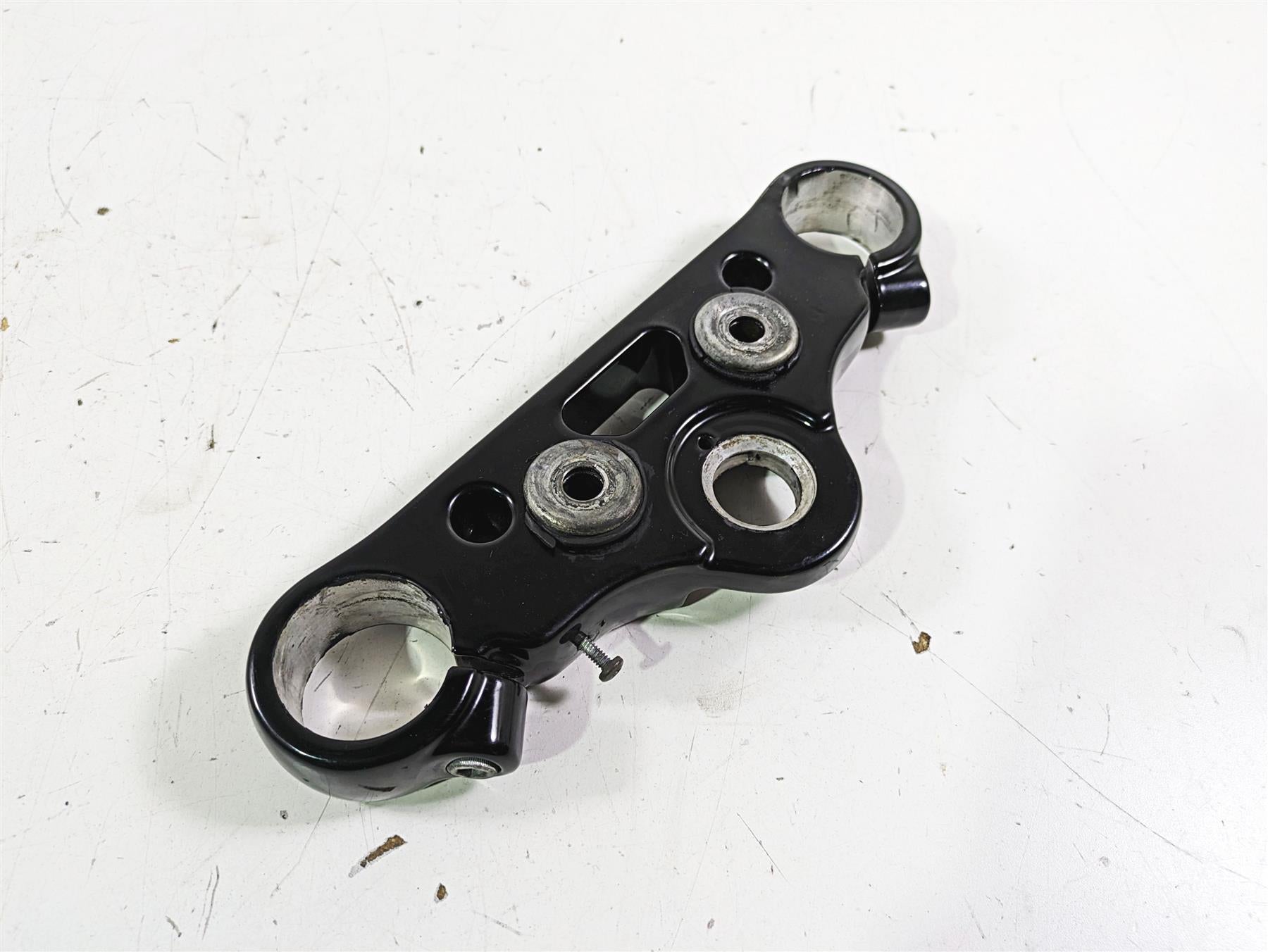 2013 Harley FXDWG Dyna Wide Glide Upper Triple Tree Steering Clamp 49mm 46700-08 {{ shop.shopifyCountryName }} - Mototech271
