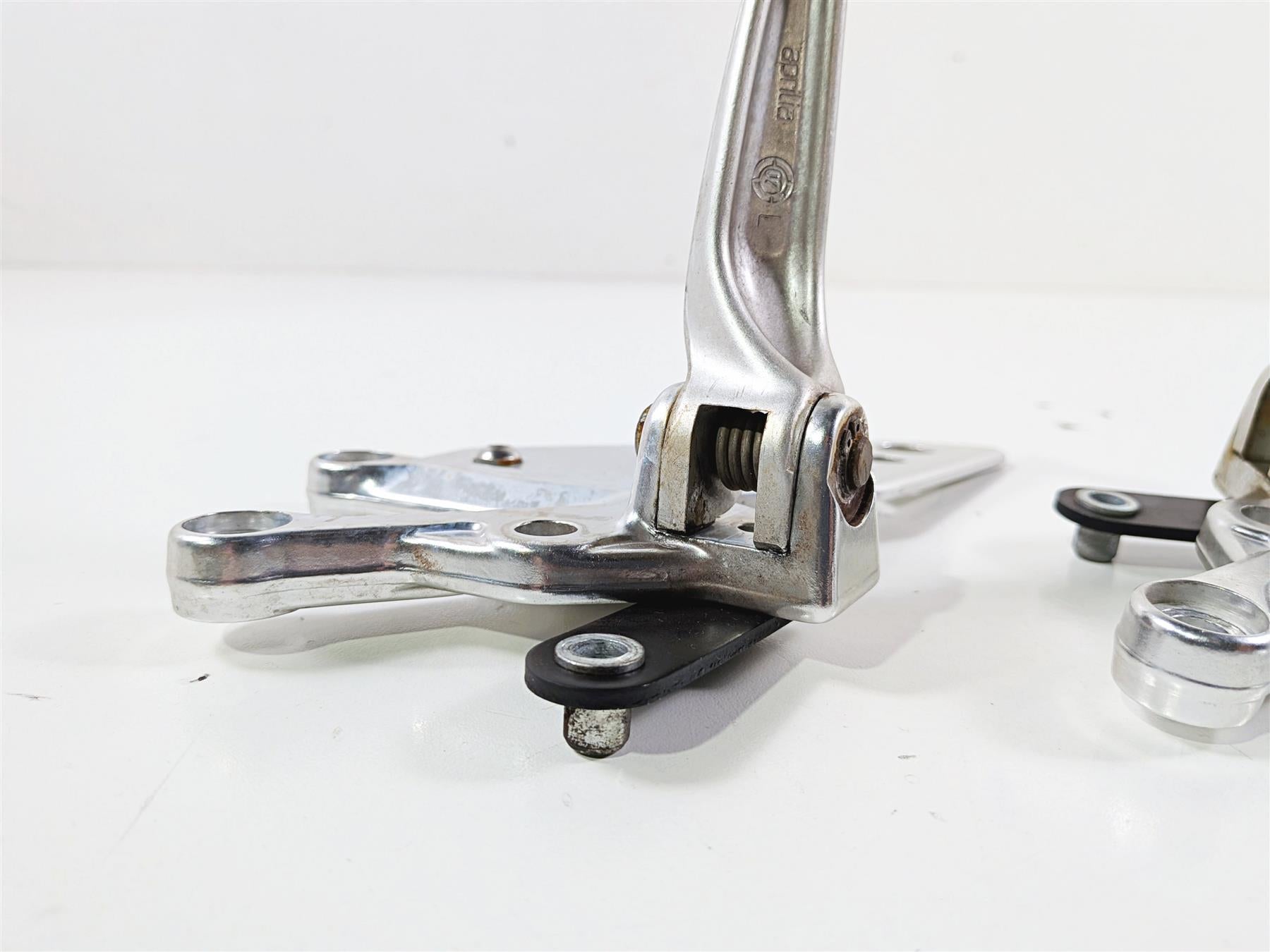 2008 Aprilia RSVR 1000 Factory Front Left & Right Foot Pegs AP8154069 AP8154070 {{ shop.shopifyCountryName }} - Mototech271
