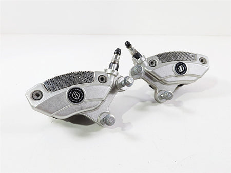 2011 Harley Touring FLHTCU CVO Electra Glide Front Brake Caliper Set 42938-08-Mototech271