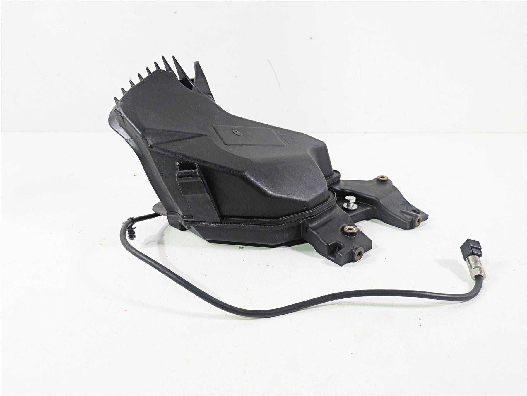 2021 Harley Touring FLTRX Road Glide Media Storage Compartment Right 76000492 {{ shop.shopifyCountryName }} - Mototech271