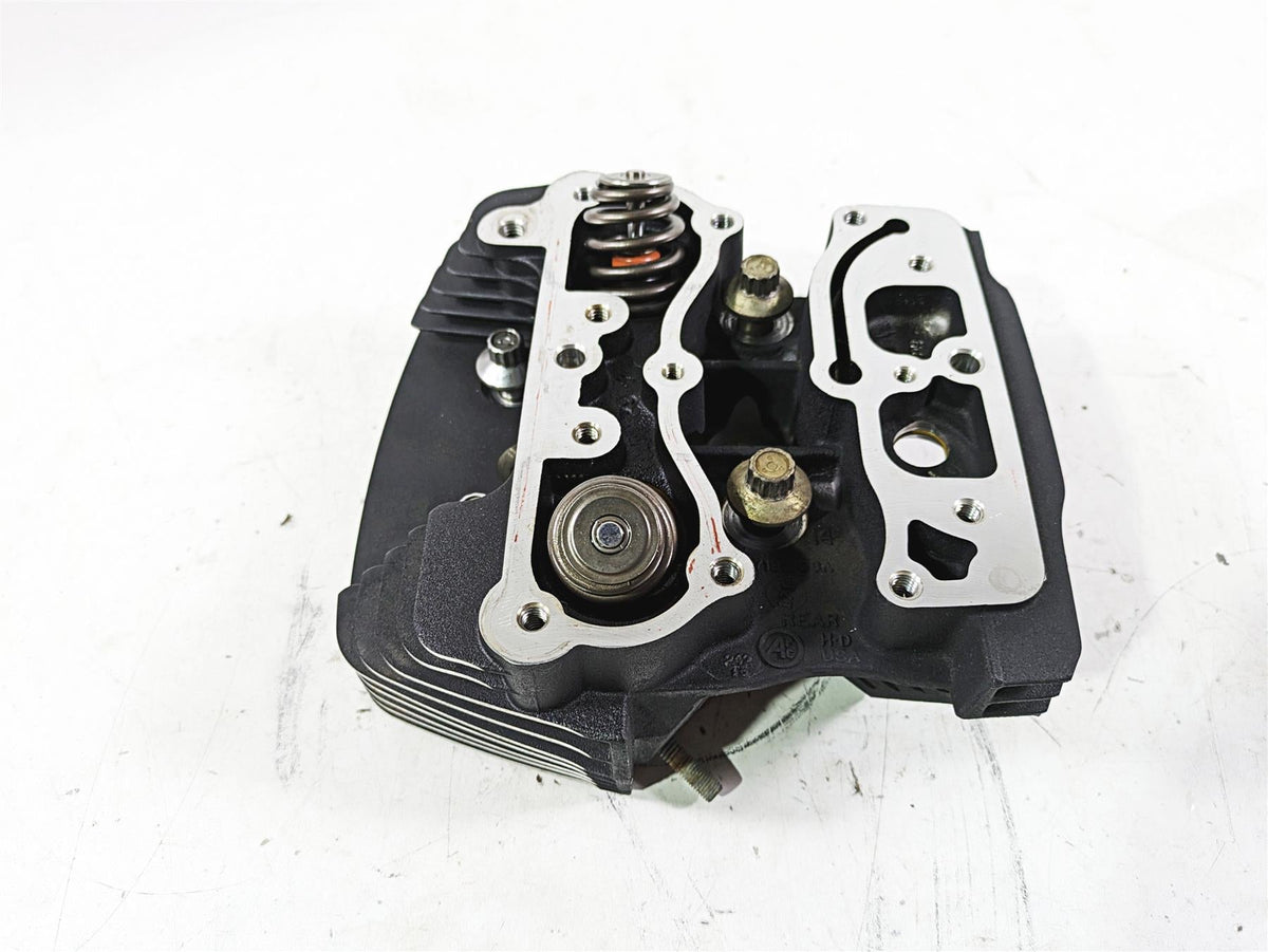 2015 Harley Touring FLHXS Street Glide Rear Cylinder Head Cylinderhead 17729-08 {{ shop.shopifyCountryName }} - Mototech271