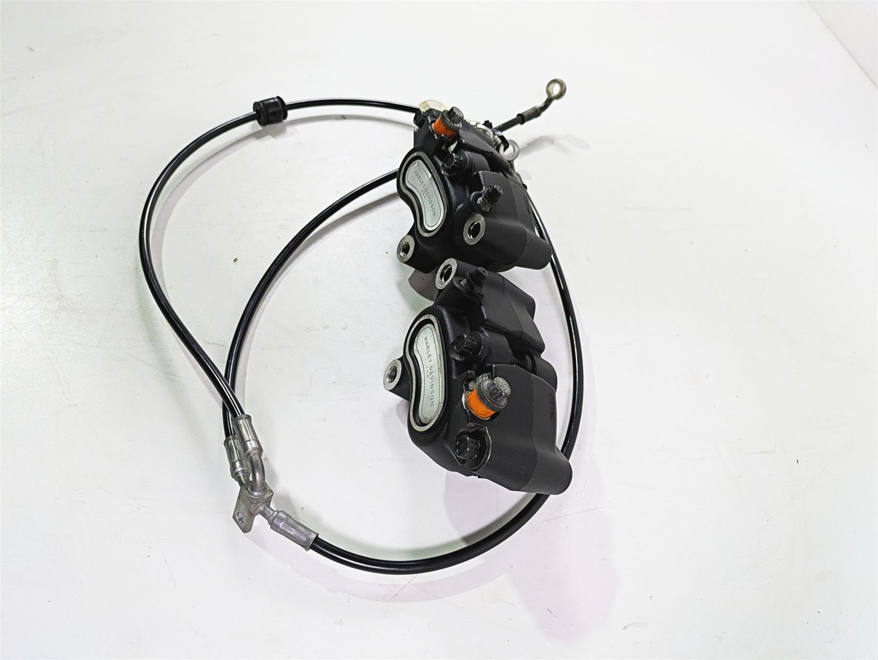 2016 Harley FXDL Dyna Low Rider Front Brake Caliper Set 41300001 41300002 {{ shop.shopifyCountryName }} - Mototech271