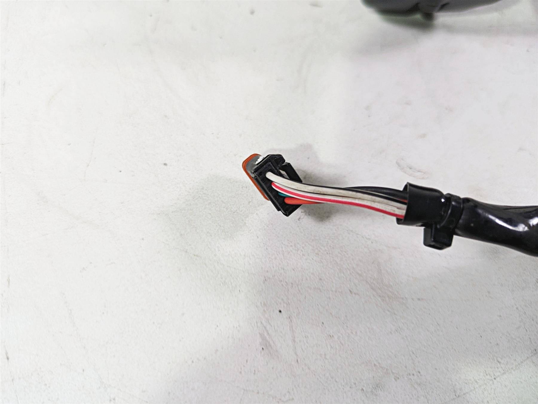 2017 Harley Touring FLTRXS Road Glide Left Hand Control Switch 71500128B {{ shop.shopifyCountryName }} - Mototech271