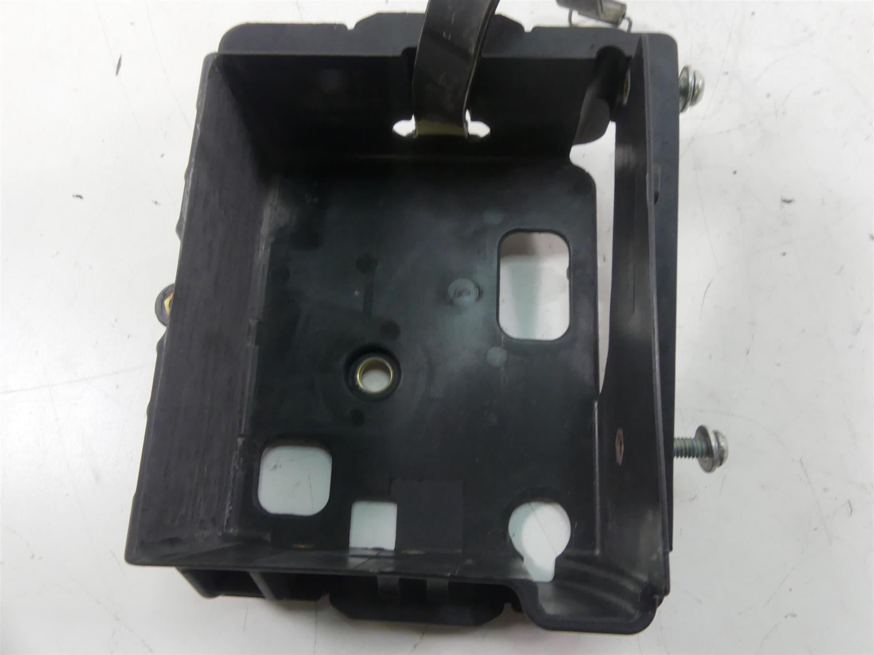 2009 Harley FXDF Dyna Fat Bob Battery Tray & Black Wrinkle Cover 70379-06B {{ shop.shopifyCountryName }} - Mototech271