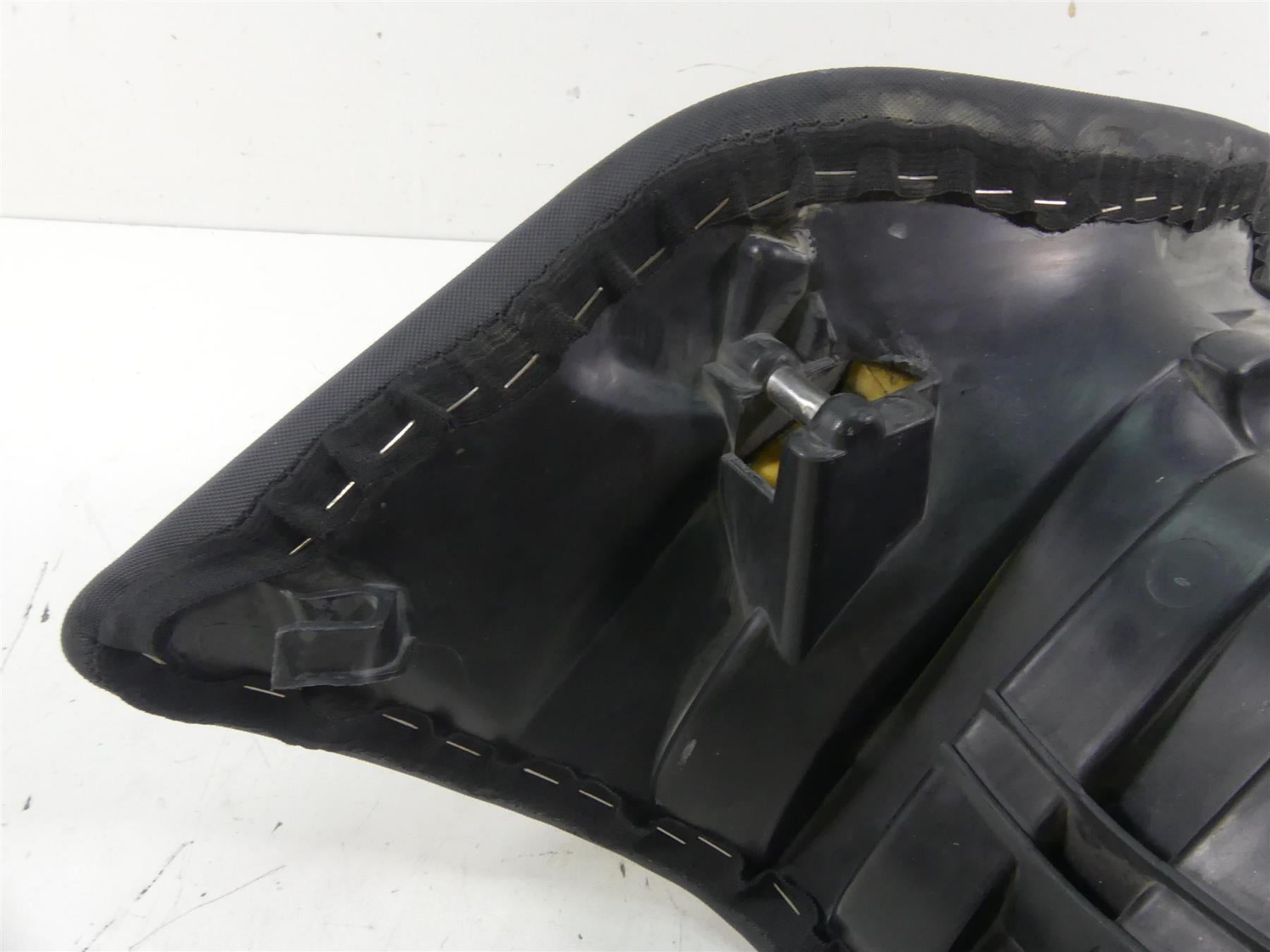 2008 BMW R1200GS K25 Front Rider Driver Seat Saddle Low -Read 52537678292 {{ shop.shopifyCountryName }} - Mototech271