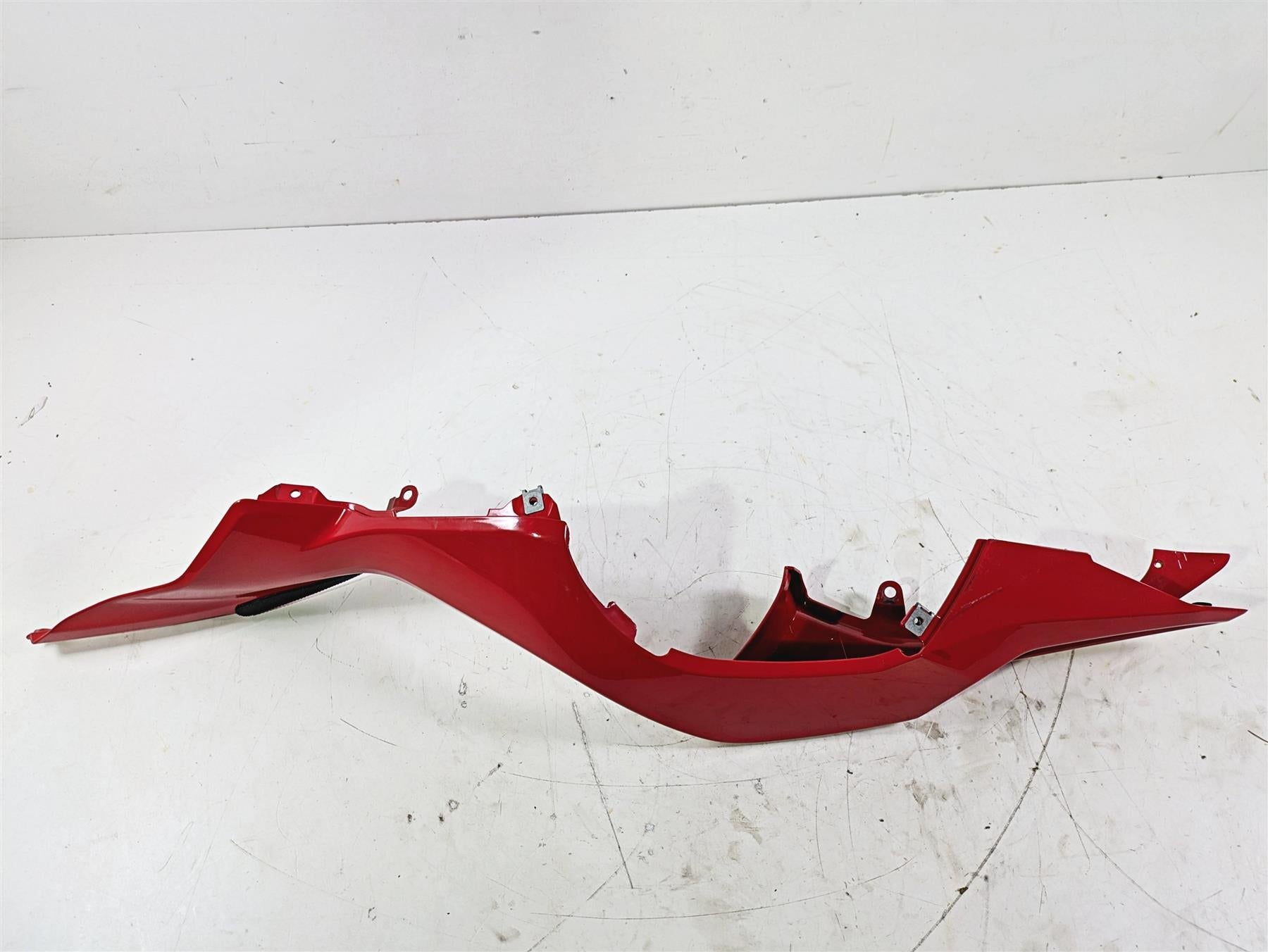 2022 MV Agusta F3 800 Rosso Right Tail Cover Fairing Cowl 8000C9624 {{ shop.shopifyCountryName }} - Mototech271
