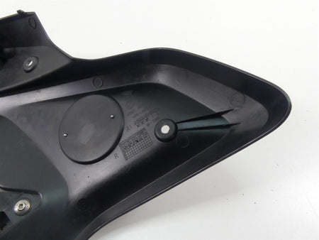2019 BMW R1250GS K50 Right Side Intake Fairing & Emblem 46638556656 46638392882 {{ shop.shopifyCountryName }} - Mototech271