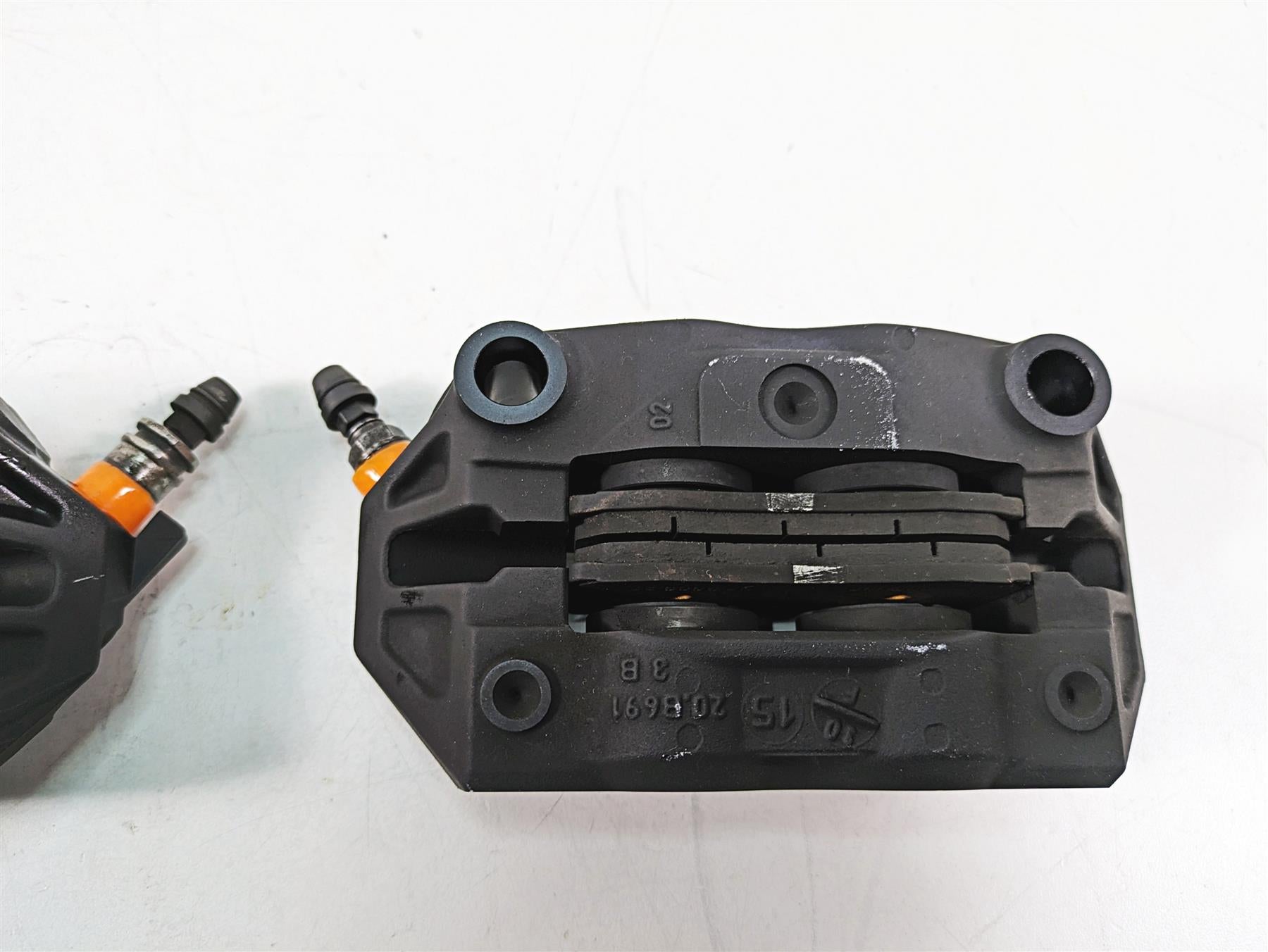 2016 BMW R1200R K53 Brembo Front Brake Caliper Set 34118556205 34118556206 {{ shop.shopifyCountryName }} - Mototech271