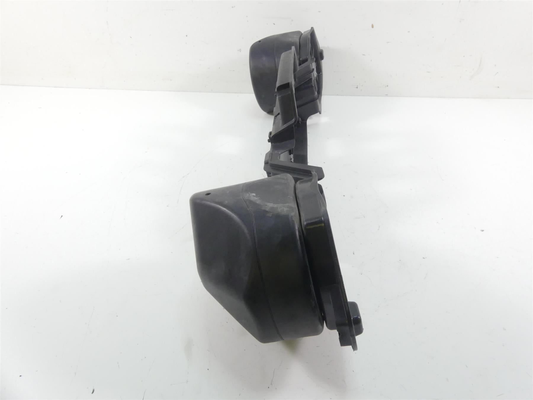 2013 Victory Cross Country Front Speaker & Housing Holder Set 5438384 5438385 {{ shop.shopifyCountryName }} - Mototech271