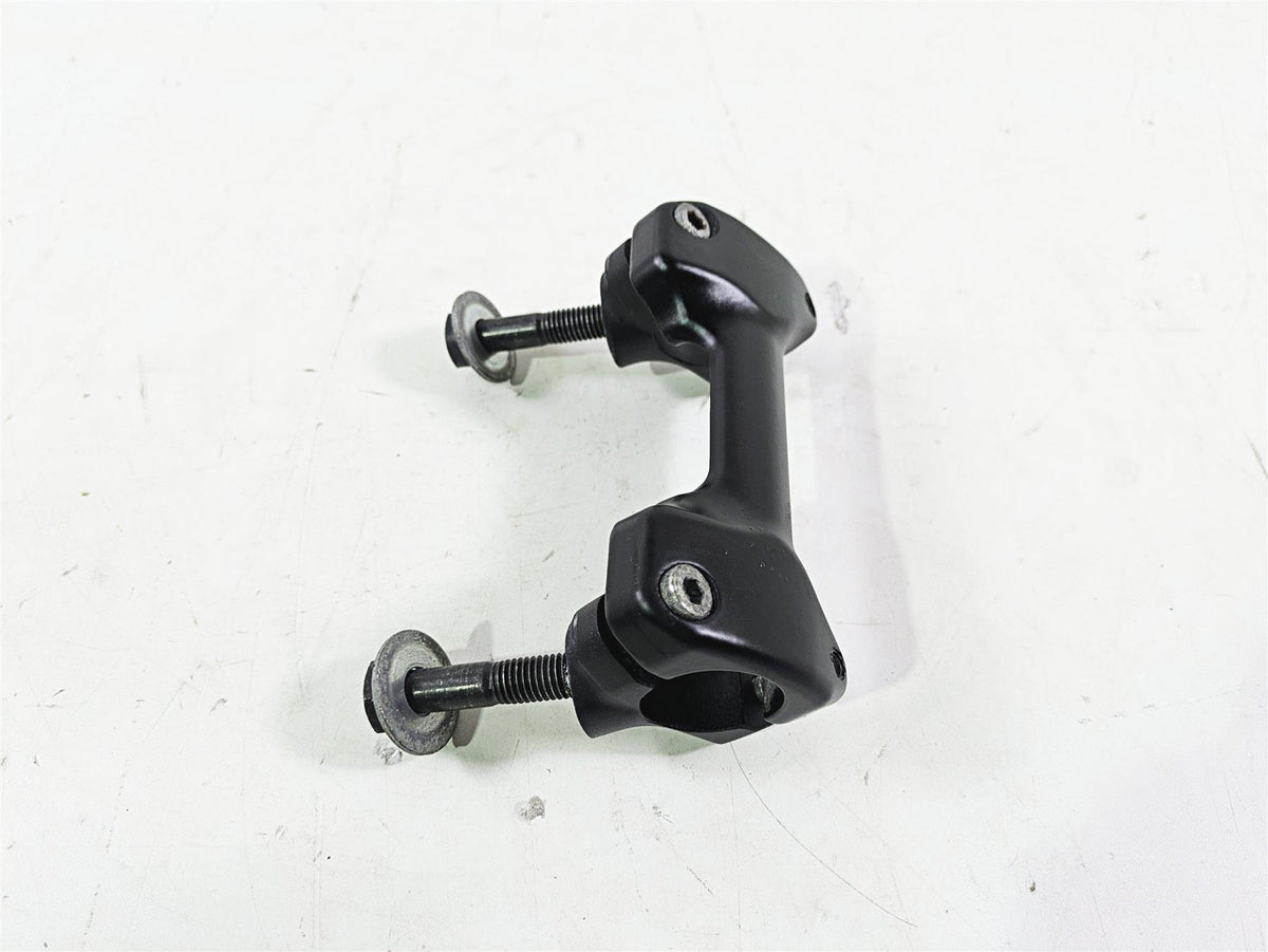 2018 Indian Chieftain Limited Handlebar Riser Holder Set 5139656 {{ shop.shopifyCountryName }} - Mototech271