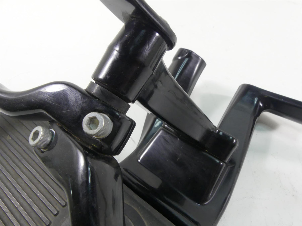 2019 Harley FLHC Softail Heritage Front Left Floor Board Shifter Set 50500630 {{ shop.shopifyCountryName }} - Mototech271