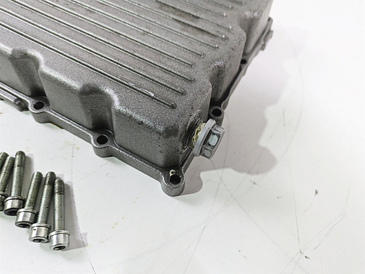 2010 Harley VRSCF Muscle Rod Oil Pan Engine Bottom Cover 26104-01K {{ shop.shopifyCountryName }} - Mototech271
