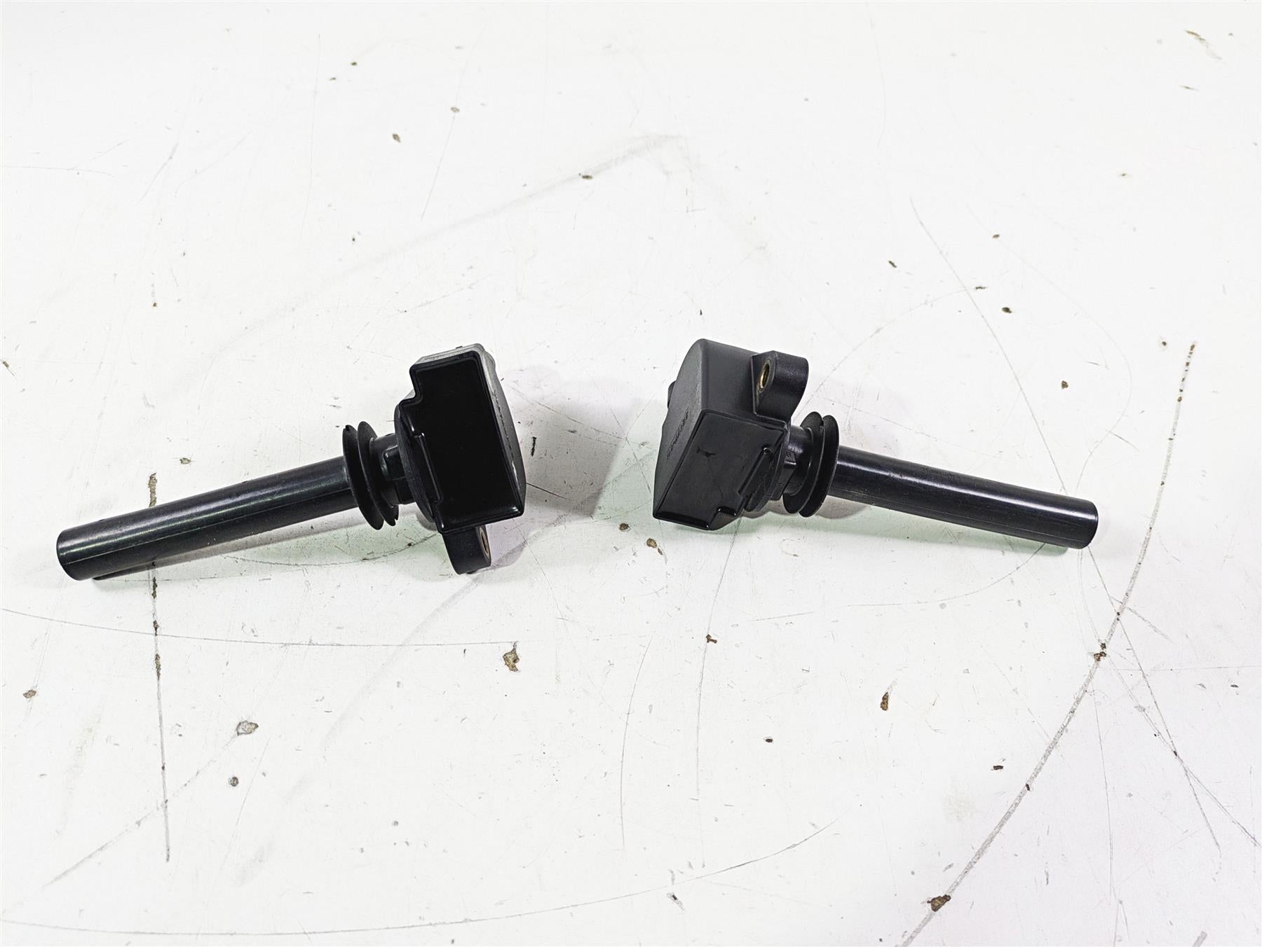 2012 Harley VRSCF Muscle V Rod Ignition Coil Stick Coil Set 32477-01A {{ shop.shopifyCountryName }} - Mototech271