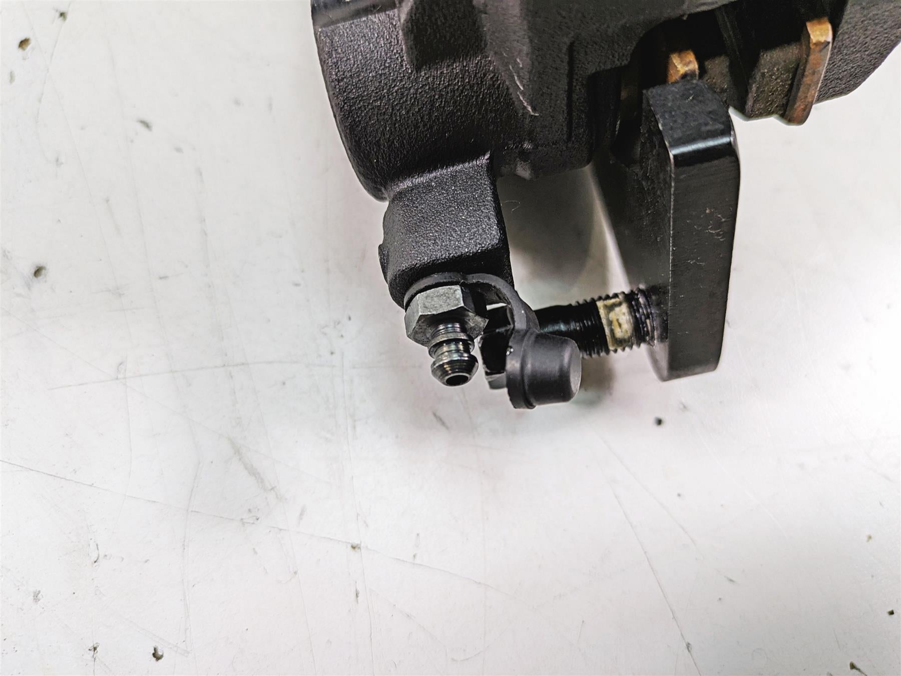 2018 Kawasaki ZX1002 Ninja H2 SX Rear Brake Caliper 43080-0192-DJ {{ shop.shopifyCountryName }} - Mototech271