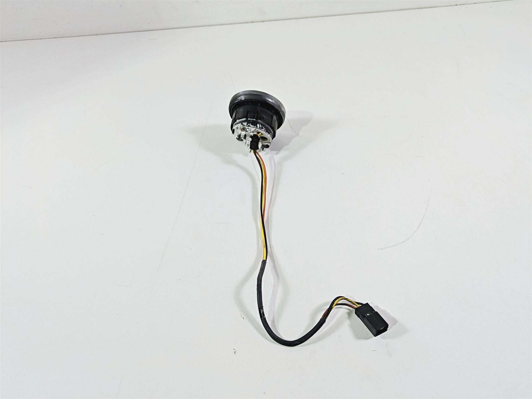 2009 Harley FLSTSB Cross Bones Fuel Gas Petrol Level Gauge 75241-08 {{ shop.shopifyCountryName }} - Mototech271