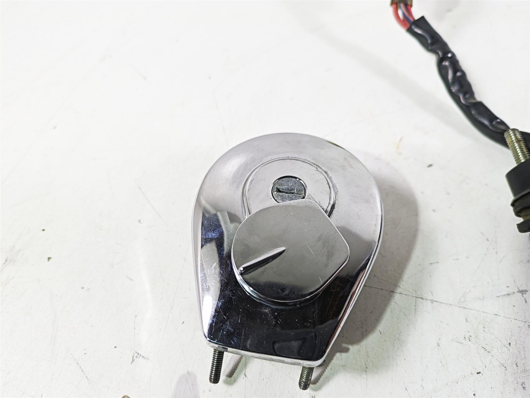 1998 Honda GL1500 Valkyrie Tour Ignition Switch Key Lock Set 35010-MZ0-700 {{ shop.shopifyCountryName }} - Mototech271