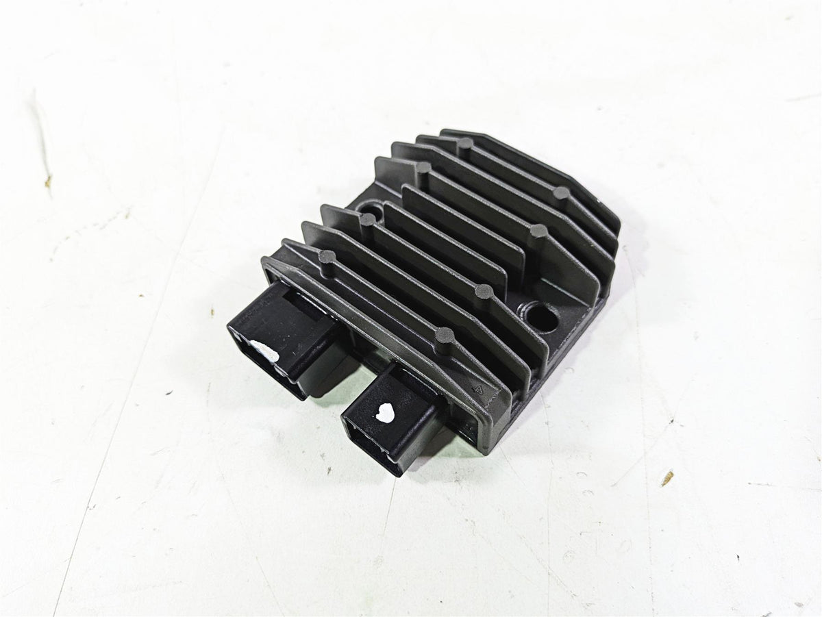 2008 Honda CBR1000RR SC59 Rectifier Voltage Regulator FH014AA 31600-KVZ-631 {{ shop.shopifyCountryName }} - Mototech271