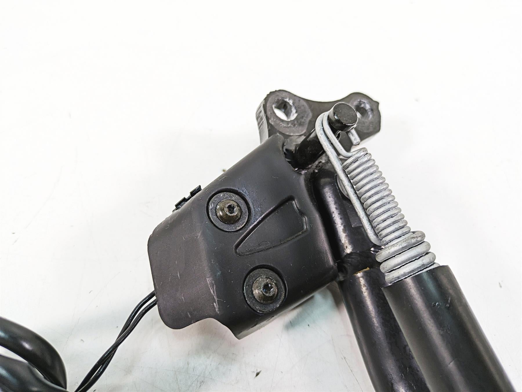2020 Aprilia Tuono V4 Factory Side Kickstand Kick Stand & Switch 2B003283 {{ shop.shopifyCountryName }} - Mototech271