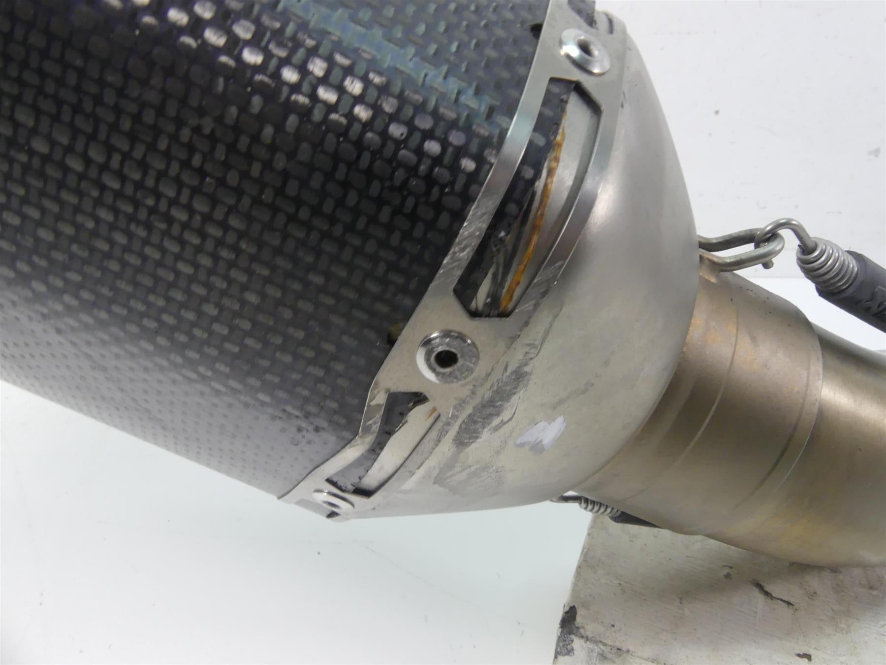 2012 BMW S1000RR K46 Akrapovic Carbon Evolution Racing Exhaust Set S-B10R1-RC {{ shop.shopifyCountryName }} - Mototech271