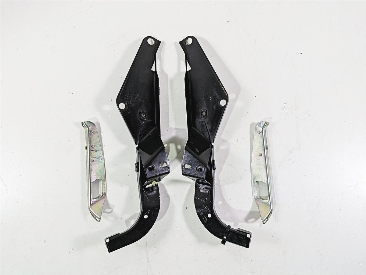 2010 Harley Touring FLHX Street Glide Front Fairing Mounts 58478-96B 58479-96B {{ shop.shopifyCountryName }} - Mototech271
