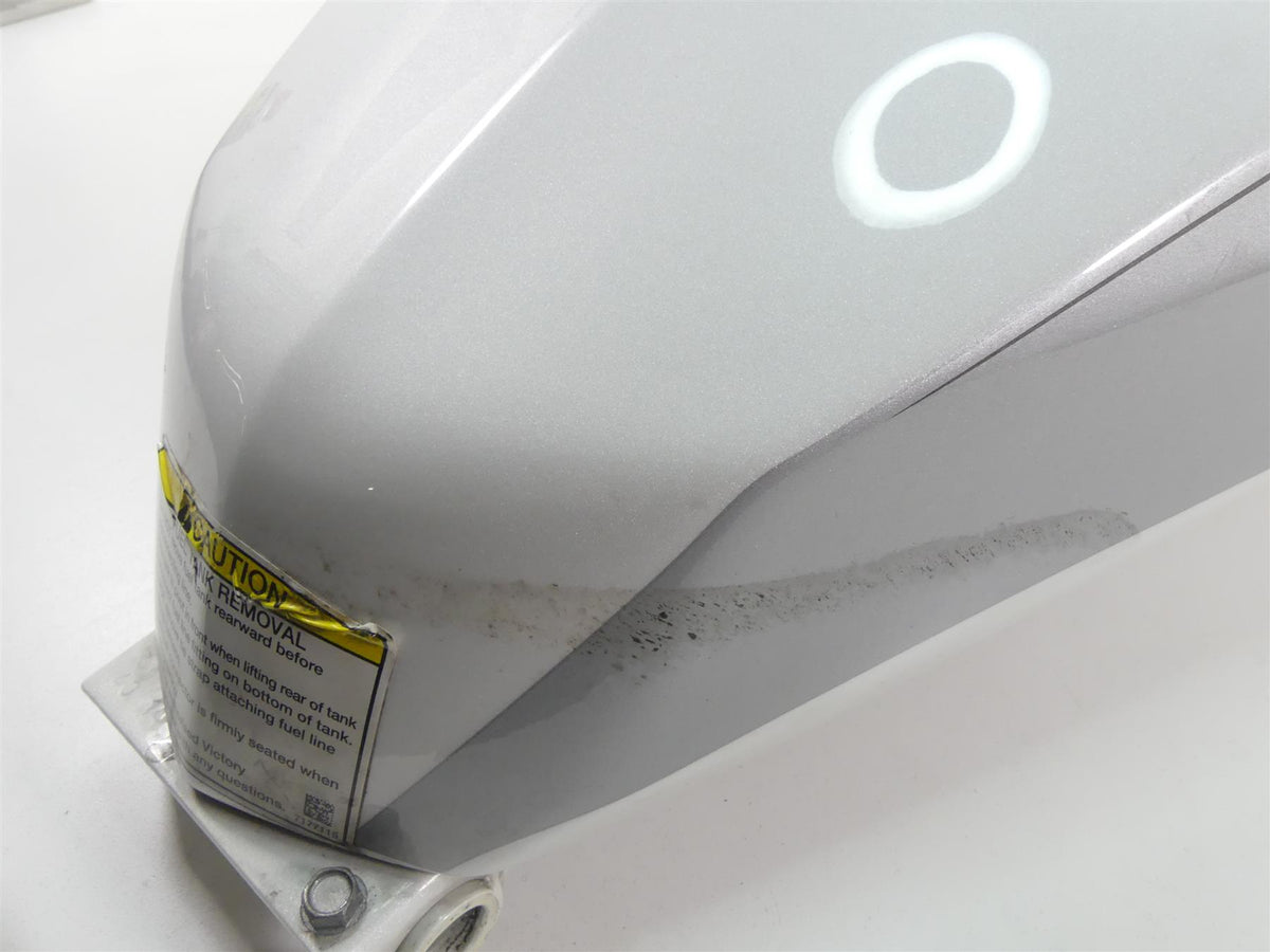 2011 Victory Cross Country Fuel Gas Petrol Tank Reservoir - Read 1016149 {{ shop.shopifyCountryName }} - Mototech271