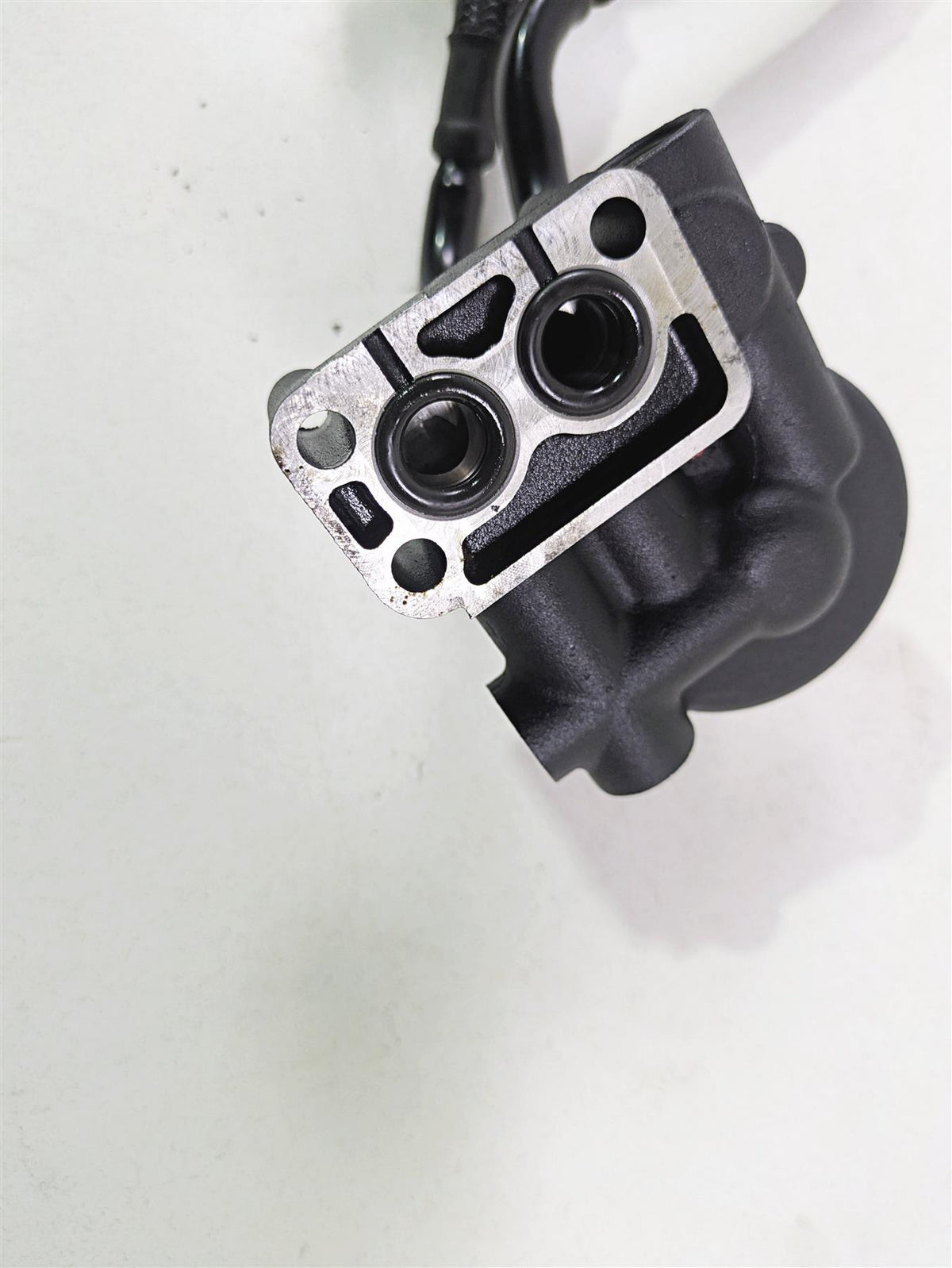 2017 Indian Chieftain Limited Oil Cooler & Lines & Flange 1240964 {{ shop.shopifyCountryName }} - Mototech271