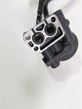 Load image into Gallery viewer, 2017 Indian Chieftain Limited Oil Cooler &amp; Lines &amp; Flange 1240964
