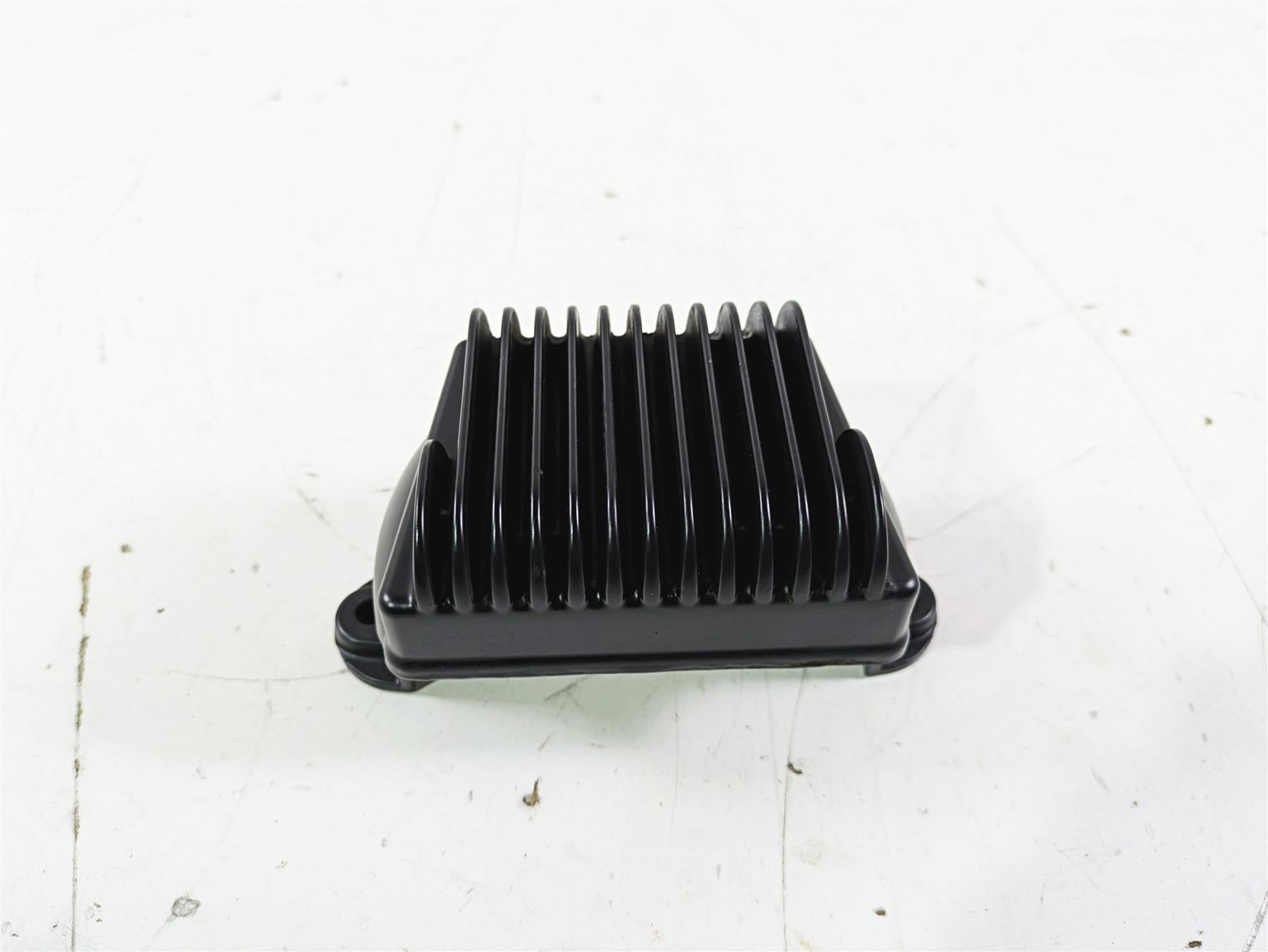 2016 Harley Touring FLTRX Road Glide Rectifier Voltage Regulator 74505-09A {{ shop.shopifyCountryName }} - Mototech271