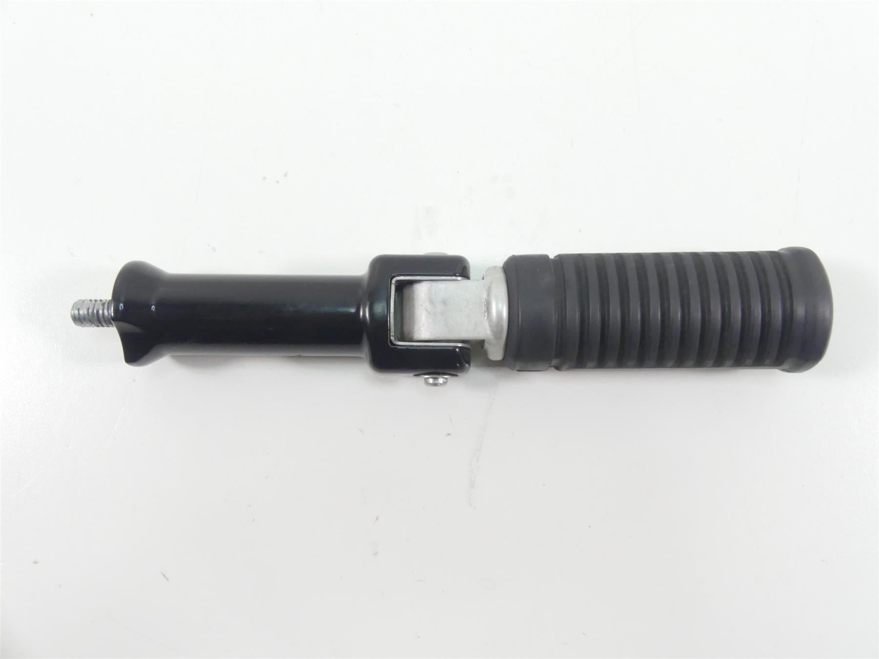2022 Harley Softail FXBBS Street Bob Left Passenger Rear Footpeg Set 50500726 {{ shop.shopifyCountryName }} - Mototech271