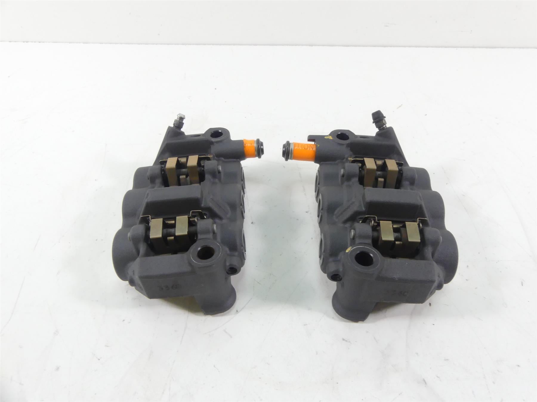 2013 Yamaha VMX17 V-Max 1700 Front Brake Caliper Set 4C8-2580T-10-00 {{ shop.shopifyCountryName }} - Mototech271