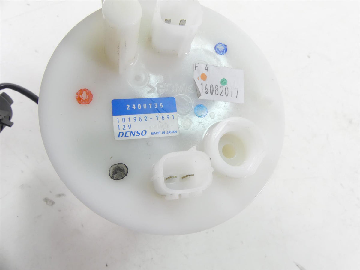 2018 Triumph Street Triple 765RS Fuel Gas Petrol Pump & Sending Unit T2400735 {{ shop.shopifyCountryName }} - Mototech271