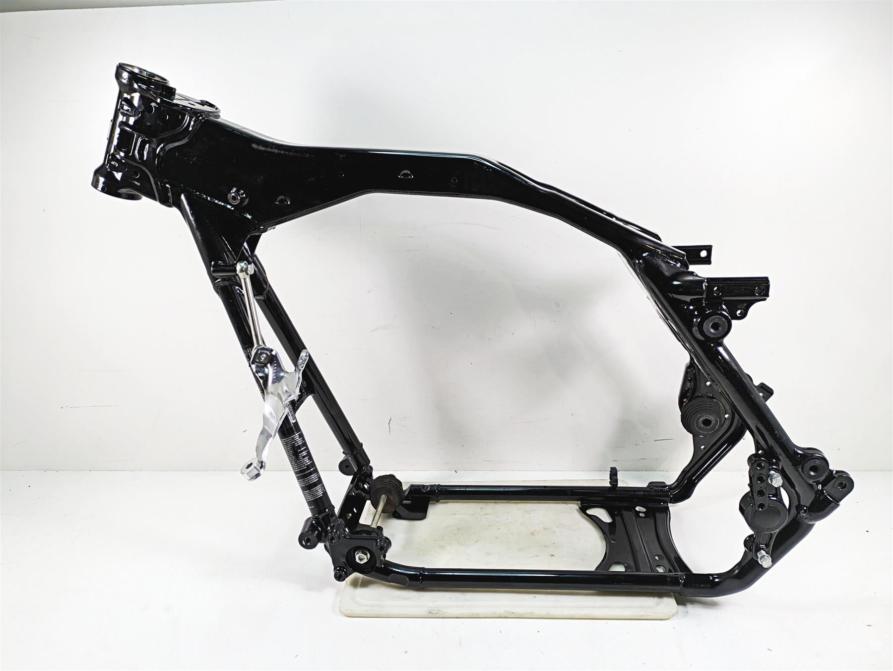 2019 Harley Touring FLHX Street Glide Straight Main Frame Chassis With Texas Salvage Title - 47000344 {{ shop.shopifyCountryName }} - Mototech271