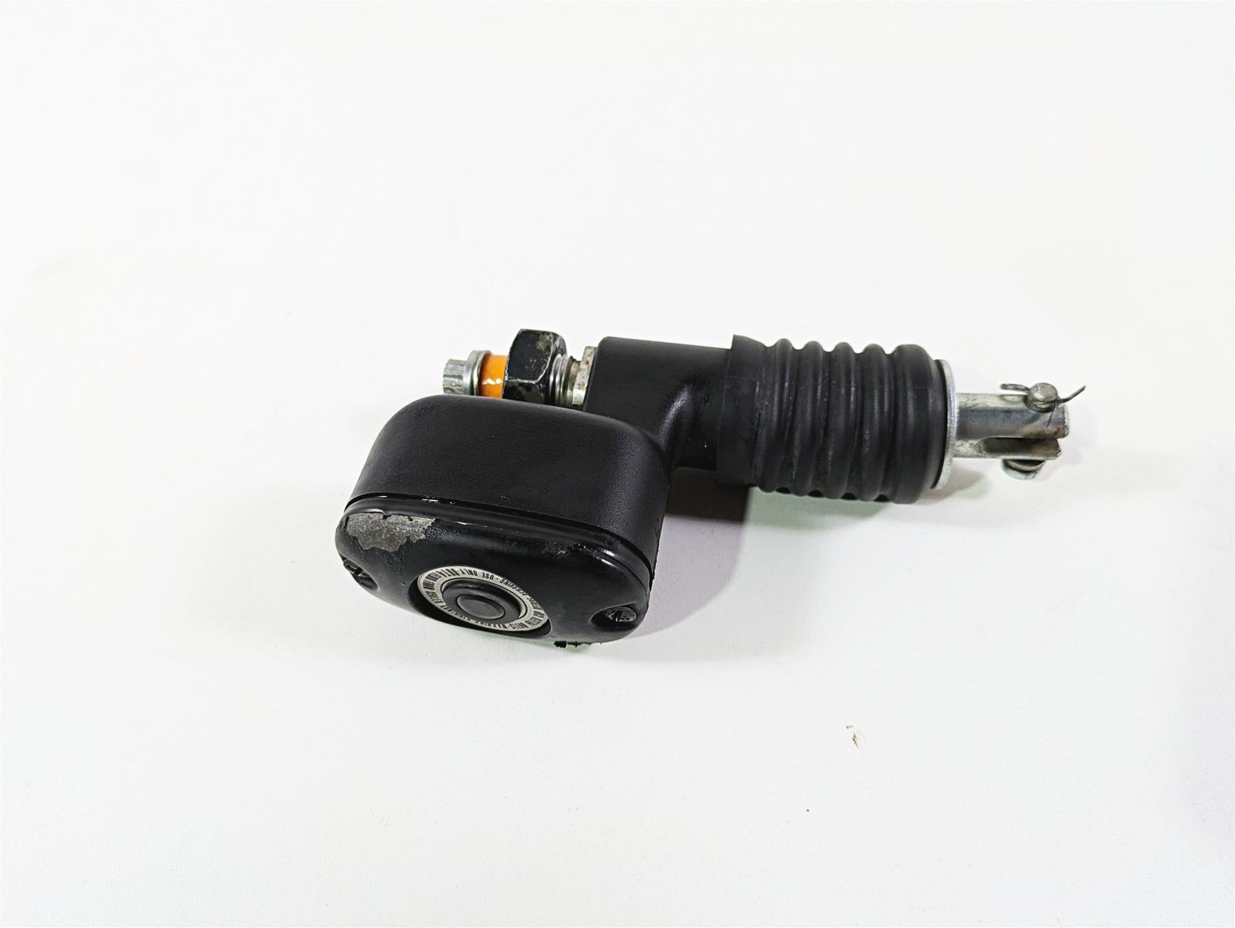 2009 Harley FLSTSB Cross Bones Rear Brake Master Cylinder 41767-05E {{ shop.shopifyCountryName }} - Mototech271