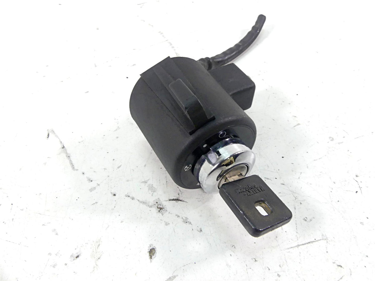 1997 Harley Sportster XL1200 C Ignition Switch & Lock + Key Set 71441-94 {{ shop.shopifyCountryName }} - Mototech271