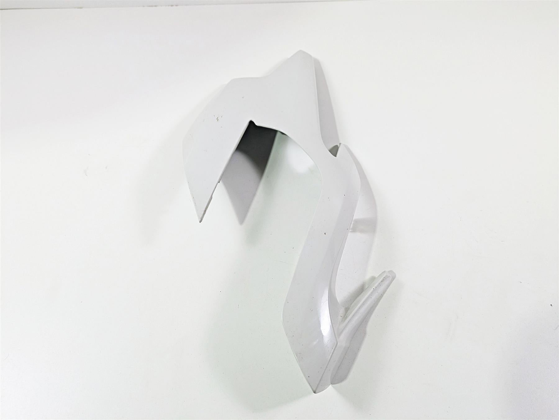 2019 BMW R1250RT K52 Left Headlight Fairing Cover - Read 46638533571 {{ shop.shopifyCountryName }} - Mototech271